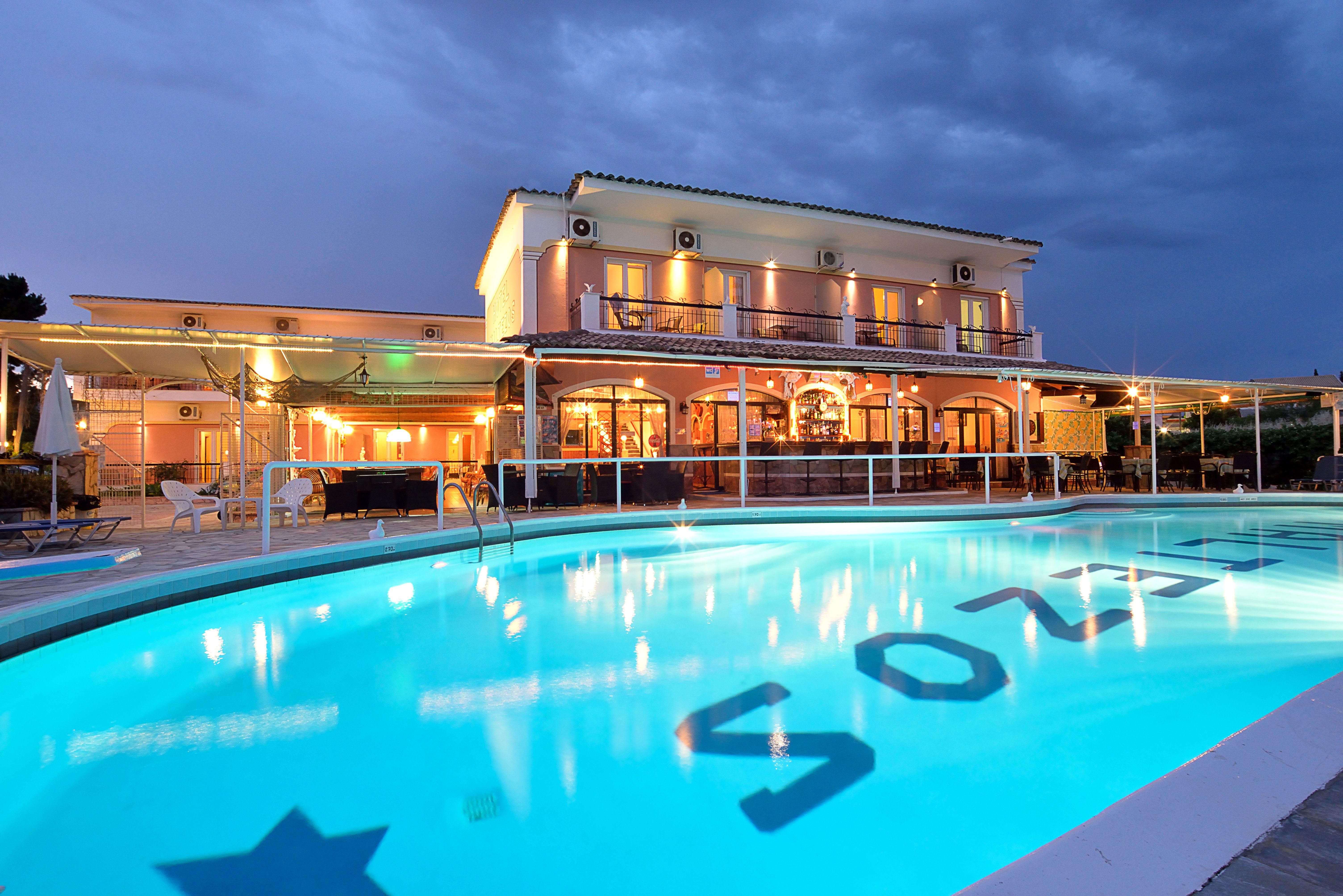 Maltezos Hotel Gouvia Ngoại thất bức ảnh