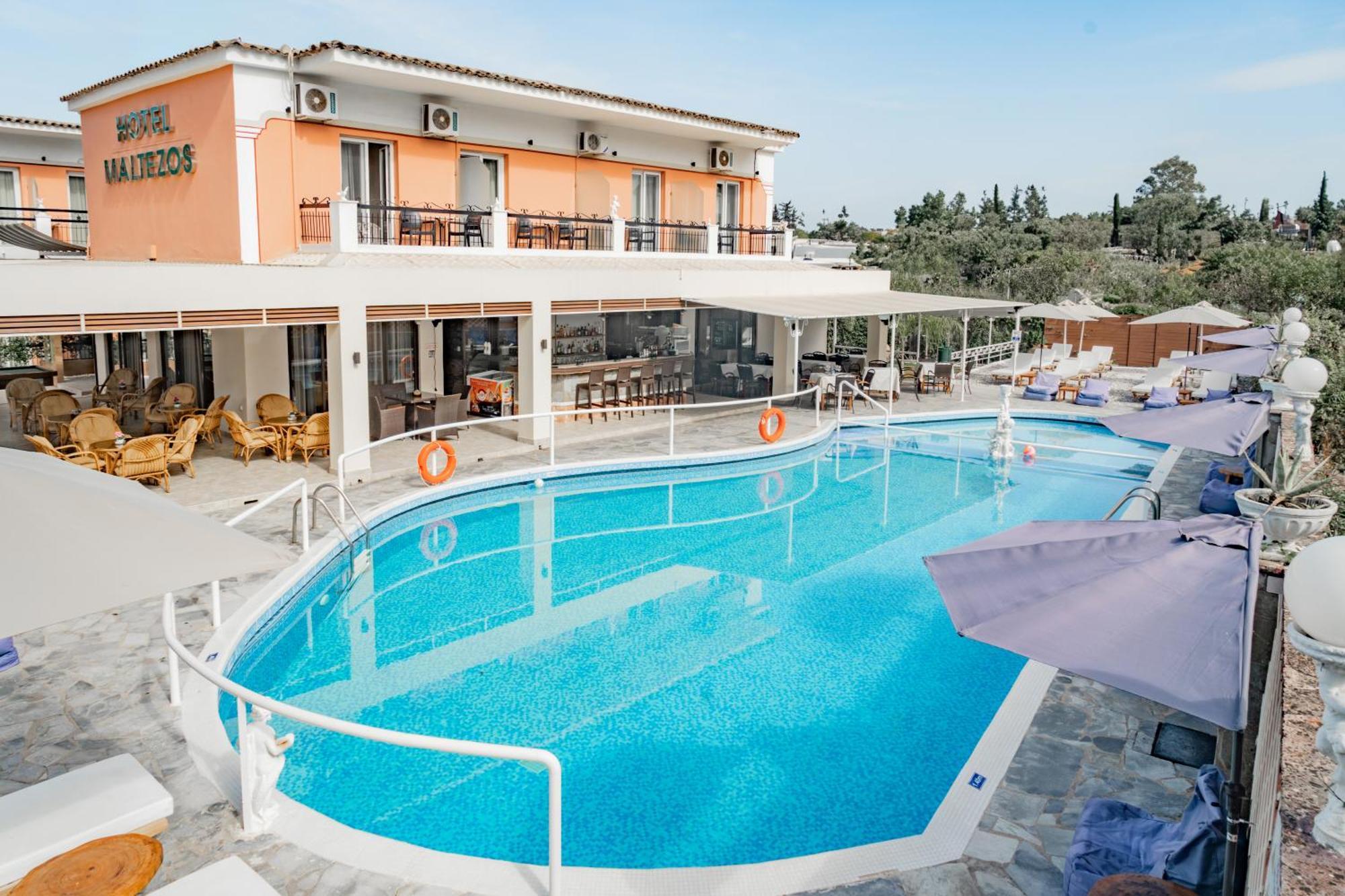 Maltezos Hotel Gouvia Ngoại thất bức ảnh