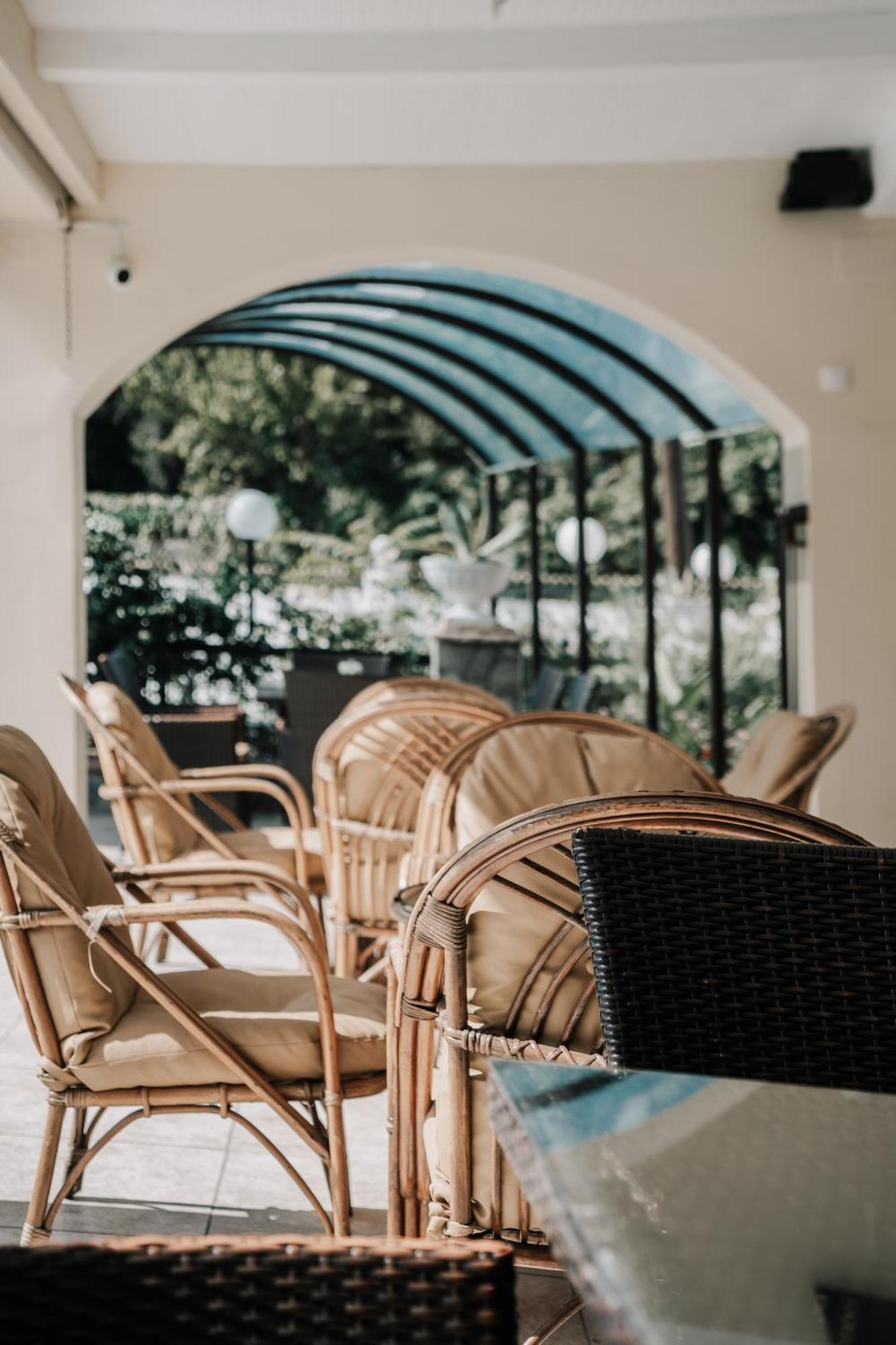 Maltezos Hotel Gouvia Ngoại thất bức ảnh