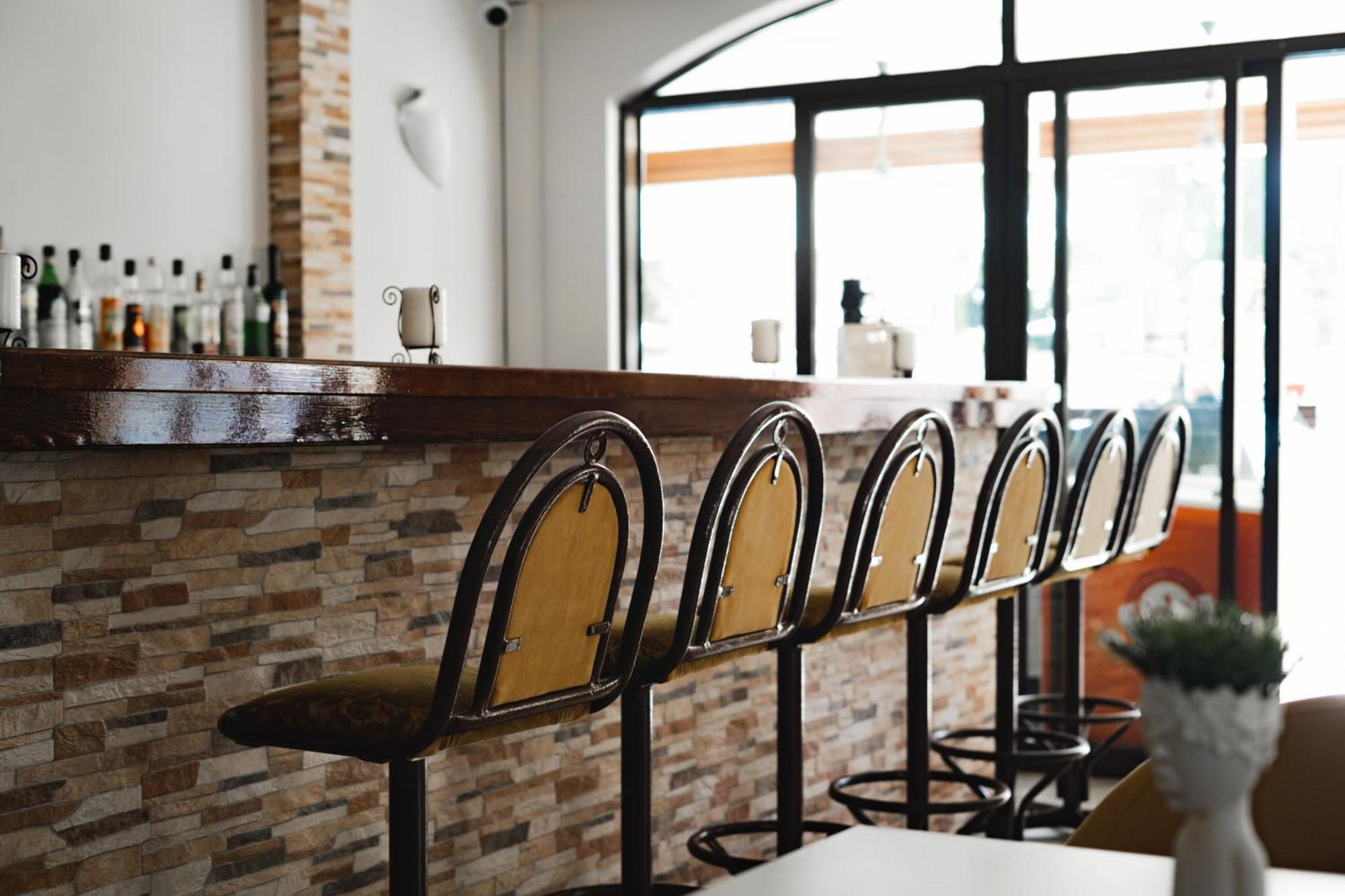 Maltezos Hotel Gouvia Ngoại thất bức ảnh