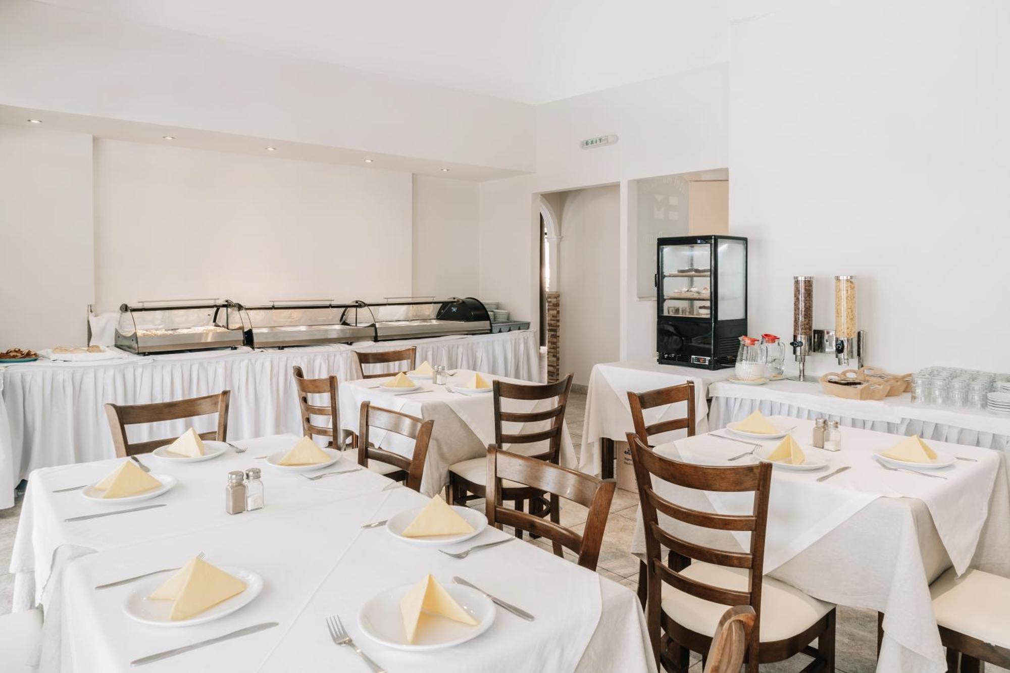 Maltezos Hotel Gouvia Ngoại thất bức ảnh