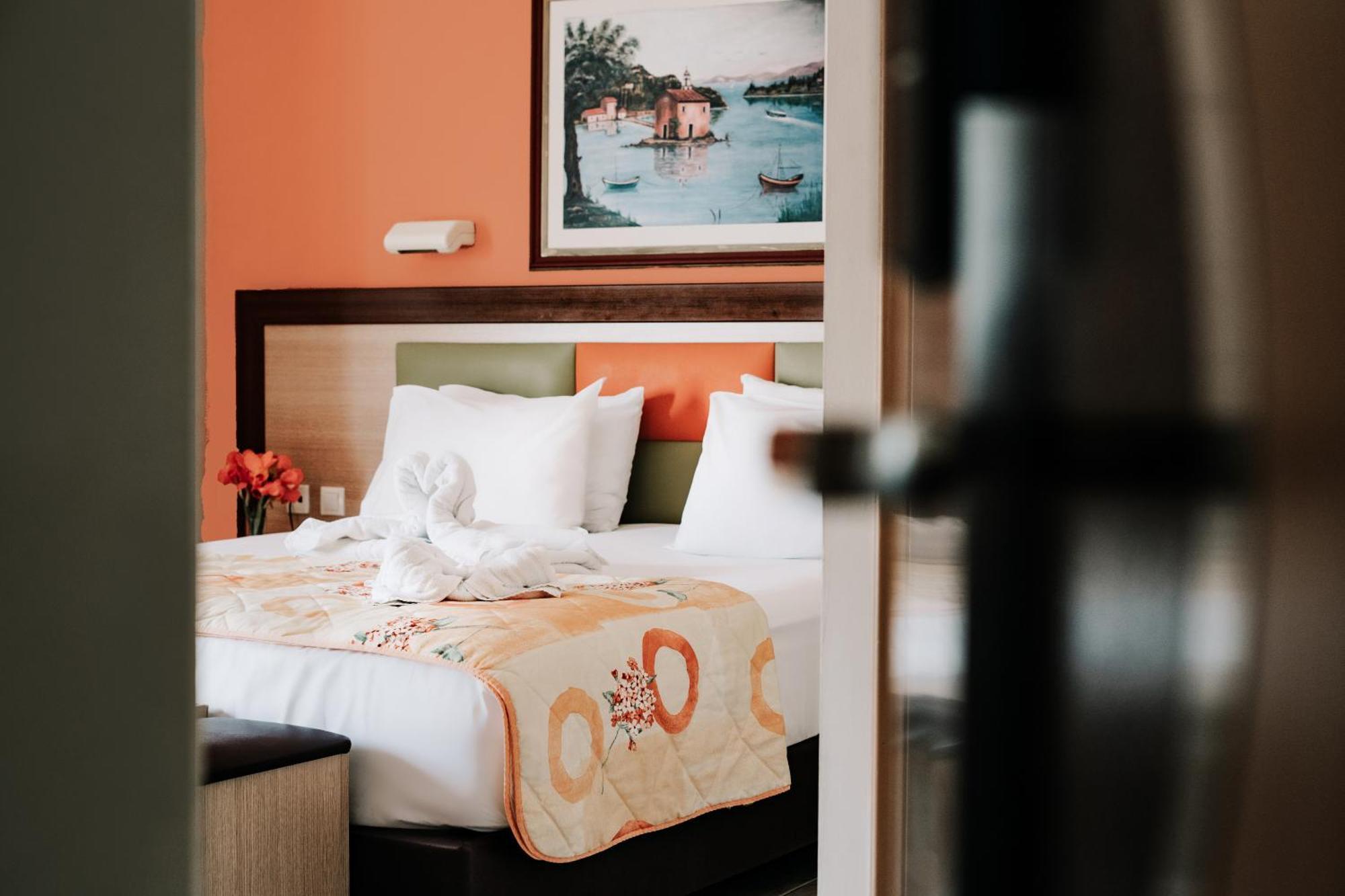 Maltezos Hotel Gouvia Ngoại thất bức ảnh